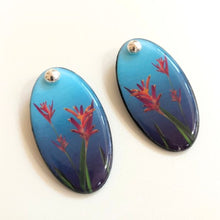 Load image into Gallery viewer, Aretes Ovalados Azules Heliconia